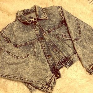 Vintage Cropped Acid Wash Denim Jacket